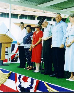 4j4A.JPG (29439 bytes)