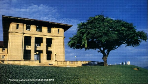Admin Building 600.JPG (65893 bytes)