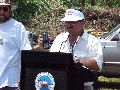 Regatta13.jpg (53572 bytes)