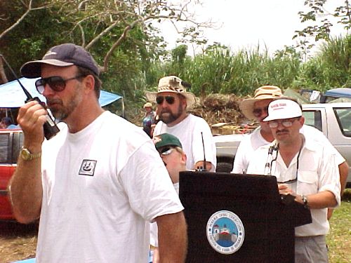 Regatta15.jpg (51393 bytes)
