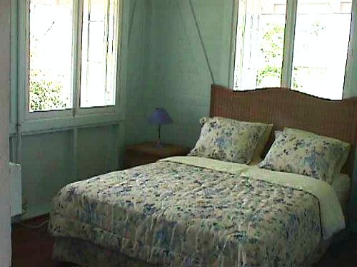 Gamboa24.jpg (36062 bytes)